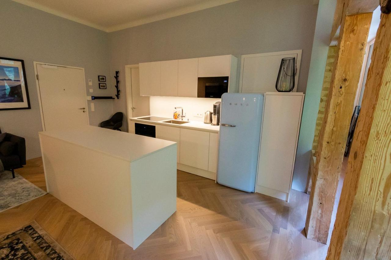 Apartment In Historischer Villa Mit Parkplatz Грюнау-им-Альмталь Экстерьер фото